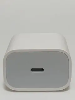 （美品）Apple 20W USB-C充電器
