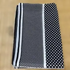 黒と白のドット柄生地 100cm x 70cm