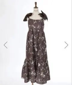 【アクシーズファム】トゥーシューズ柄肩リボンワンピース