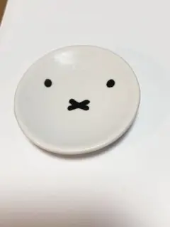 ミッフィー　ミニ皿　陶器