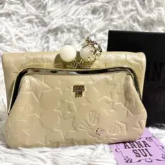 ✨極美品✨アナスイ 長財布 プレイングキャット がま口 星 型押し アイボリー ✨極美品✨アナスイ 長財布 プレイングキャット がま口 星 型押し