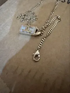 CHANEL ココマーク スクエア ネックレス ゴールドのサムネイル