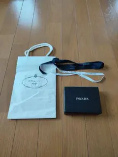 PRADAプラダ 大量 空箱 27個 + 保存袋2枚 まとめ PRADA プラダ 空箱 保存袋 セット - メルカリ
