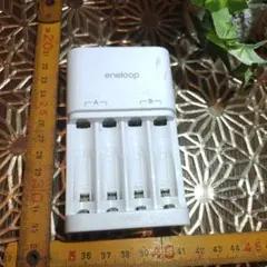 SANYO eneloop / エネループ用充電器 NC-TGL01　動作確認済のサムネイル
