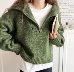 厚手オリーブグリーンニットセーター