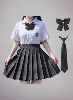 なんちゃって制服　スカート　Mサイズのサムネイル