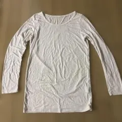 ユニクロ　HEATTECH アンダーシャツ ヒートテック長袖シャツ 150