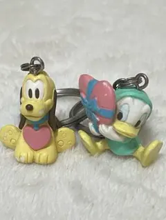 ディズニードナルドプードルキーホルダーめじるしアクセサリーレトロパステルレア