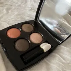 CHANEL アイシャドウ パレット 4色のサムネイル