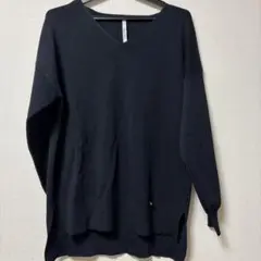 Dignite collier（ディニテコリエ）ネイビー Vネック 長袖ニットのサムネイル