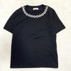 SANDRO サンドロ　半袖Tシャツ　襟装飾　ビジュー　カットソーのサムネイル