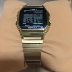 TIMEX INDIGLO ゴールド タイメックス　クラッシック　デジタルのサムネイル
