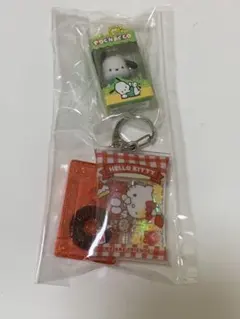 ポチャッコ + カセットテープガチャガチャ + エアインキーホルダーハローキティ