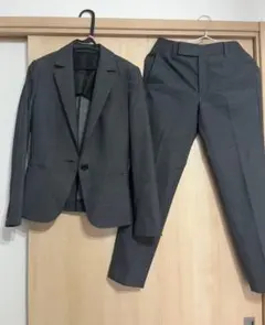 ★THE SUIT COMPANY グレー パンツスーツ上下★
