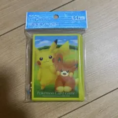 ポケモン デッキシールド ピカチュウ パモ　スリーブ