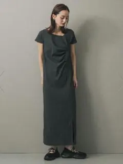 アシメネックリブワンピース　sence of place
