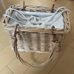 かごバッグ 巾着付き(取り外し不可)