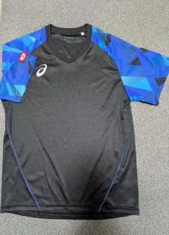 卓球ユニフォーム　アシックス　ウェア