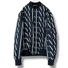 未使用級 VALENTINO VLTNロゴ ボンバージャケット オーバーサイズのサムネイル
