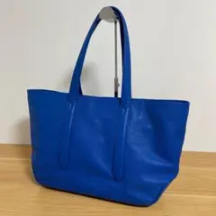 Item thumbnail for item 7a89d86f-9e0a-4d8f-bbd0-7ecc73545503