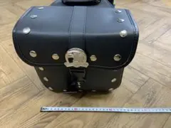 合成皮革製サイドバッグ 左右2個(1) - メルカリ