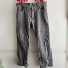 91-75 イオン／トップバリュ　グレー デニムパンツのサムネイル