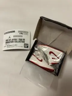 ナイキ　エア　ジョーダン1 ハイ ミニチュアフィギュア メタリックレッド