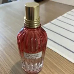 ロクシタン　Roses オードトワレ