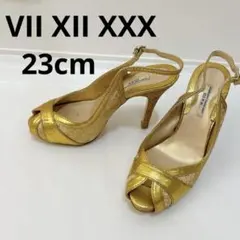 【美品】VII XII XXX セヴントゥエルブサーティ ピンヒール　ゴールド