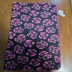 ピンクのバラ模様 フリースブランケット