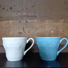 WEDGWOOD マグカップ ホワイト・ブルー2個セット