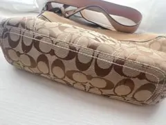 COACH ショルダーバッグ ロゴパターン