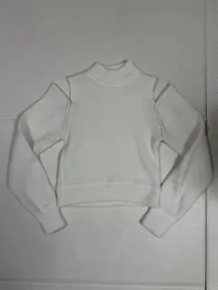 ホワイト ハイネック オフショルダー ニット