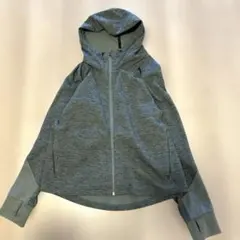 PUMA フード付きパーカー グリーン L612番