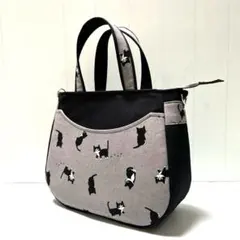 ハンドメイド　ラウンドトートバッグ　ハチワレ猫　ブラック