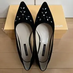 【美品】パラディクルール スェード パンプス ビジュー ブラックのサムネイル