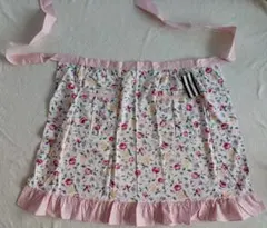 ▼値下げ　エプロン【VALENTINO GARAVAN】