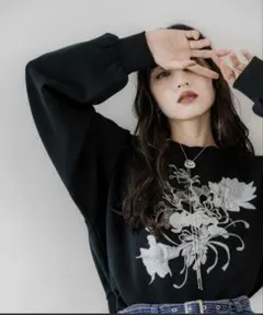 ブラック Flowerシシュウスウェットのサムネイル