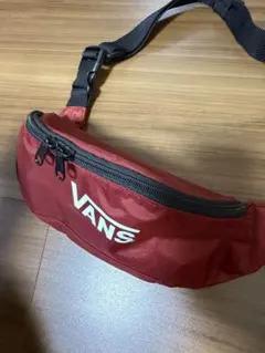 VANS ボディバッグ・ウエストポーチ レッド