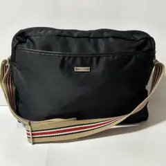美品 BURBERRY バーバリー ナイロン レザー ショルダーバッグ ブラックのサムネイル
