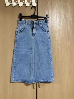 Item thumbnail for item 95c04244-1c70-4bf1-8dcd-67150beba5b7