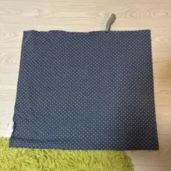 授乳ケープ　授乳カバー　紺色　ドット柄