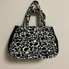 Item thumbnail for item 9408b859-da42-4189-818a-c497d548b11c