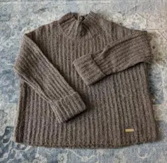 バーバリーブルーレーベル　ハイネックニット