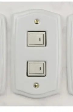 ホワイトスイッチプレート　2穴