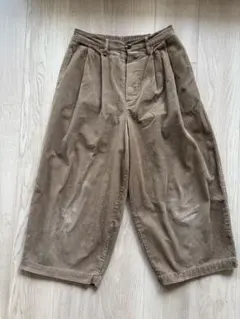 hiyori コーデュロイパンツ