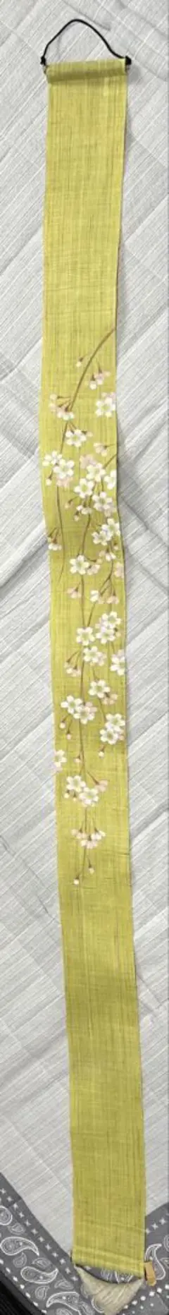 咲き始め桜のタペストリー