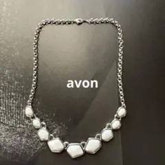 美品　AVON ネックレス