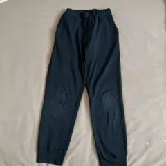 ユニクロ　ウルトラストレッチドライEXジョガーパンツ　160　ネイビー