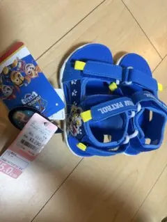 パウ・パトロール 光るスポーツサンダル 15cm 新品